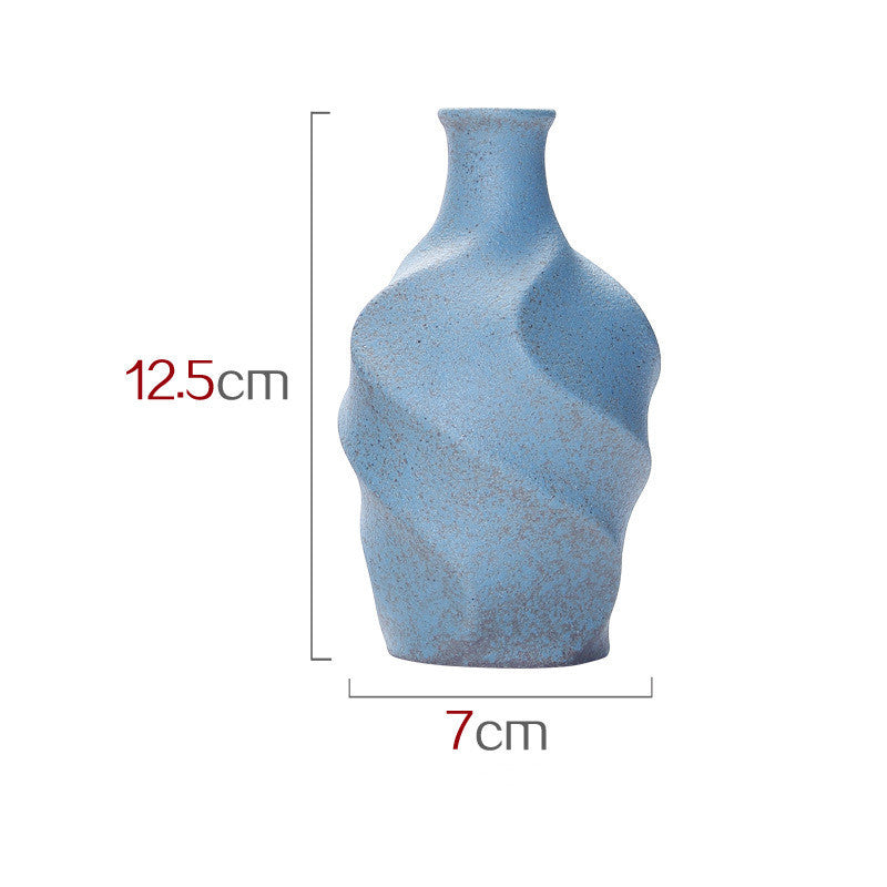 Ceramic vase simulating dry flower vase